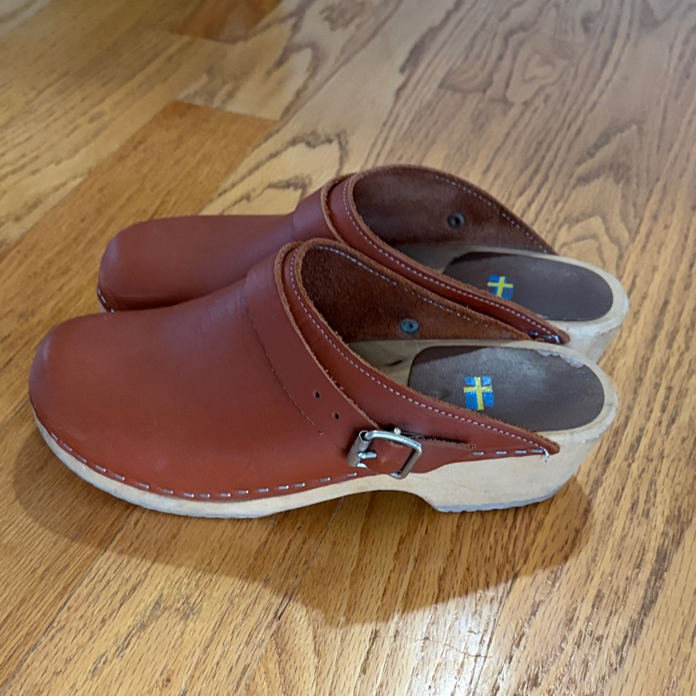 MIA Alma clogs